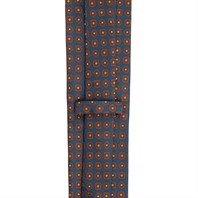 Cravatta in twill di seta blu chiaro con stampa geometrica Immagine alternativa