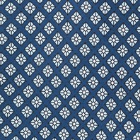 Cravatta in twill di seta blu con stampa geometrica Immagine alternativa