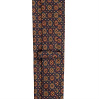 Cravatta in twill di seta blu con stampa geometrica Immagine alternativa