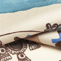 Cream mendoza scarf Alternative Image