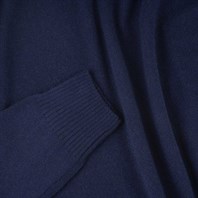 Blue cashmere turtleneck Alternative Image