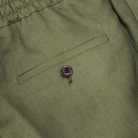 Vintage archive green linen leisure Bermuda shorts Alternative Image