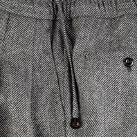 Leisure Trousers in black and gray herringbone wool Alternative Image
