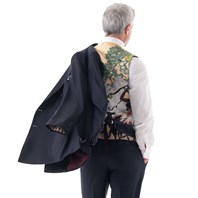 Light blue shantung double-breasted waistcoat with scarf lining Alternative Image