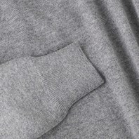 Gray cashmere crew-neck sweater Alternative Image