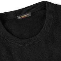 Black cashmere crew-neck sweater Alternative Image