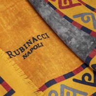 Minorca scarf in ochre cashmere Alternative Image