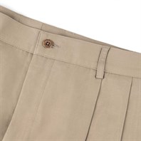 Limited Edition biscuit cotton and linen bermuda shorts Alternative Image