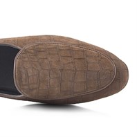 Luisiana suede loafers in brown Alternative Image