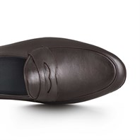 Brown leather loafer Alternative Image