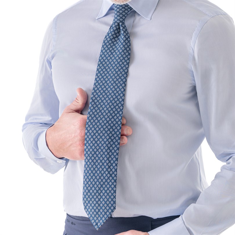 Blue silk twill tie with geometric print