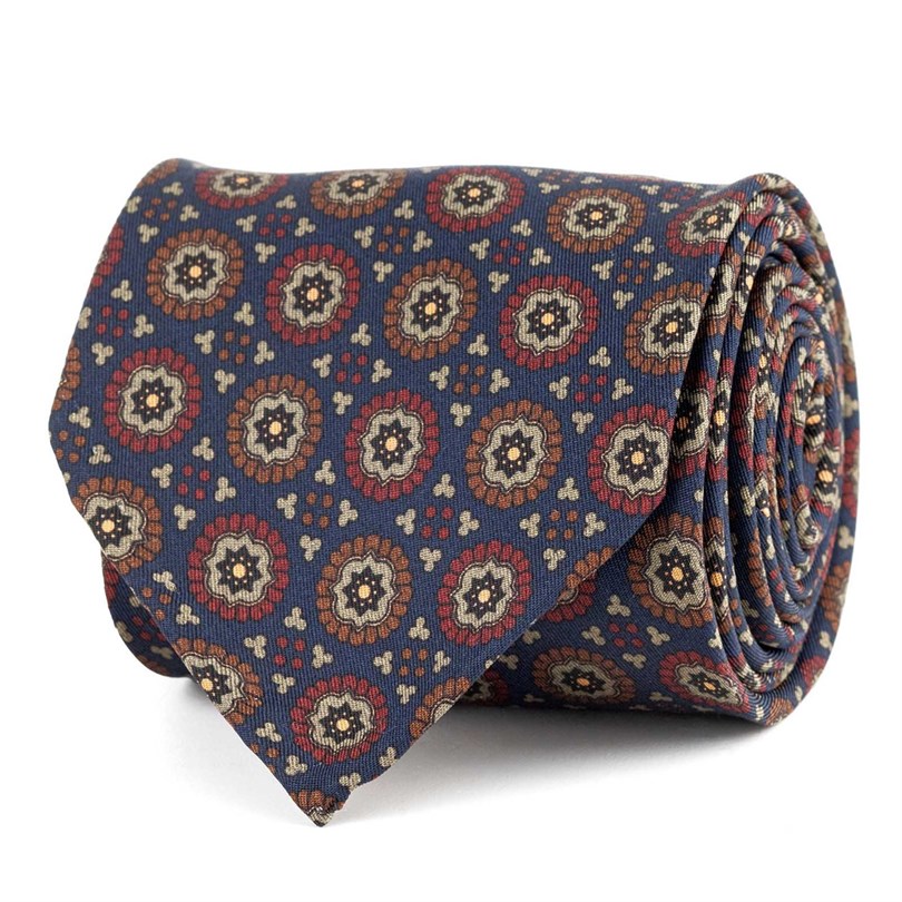 Midnight blue silk twill tie with geometric print